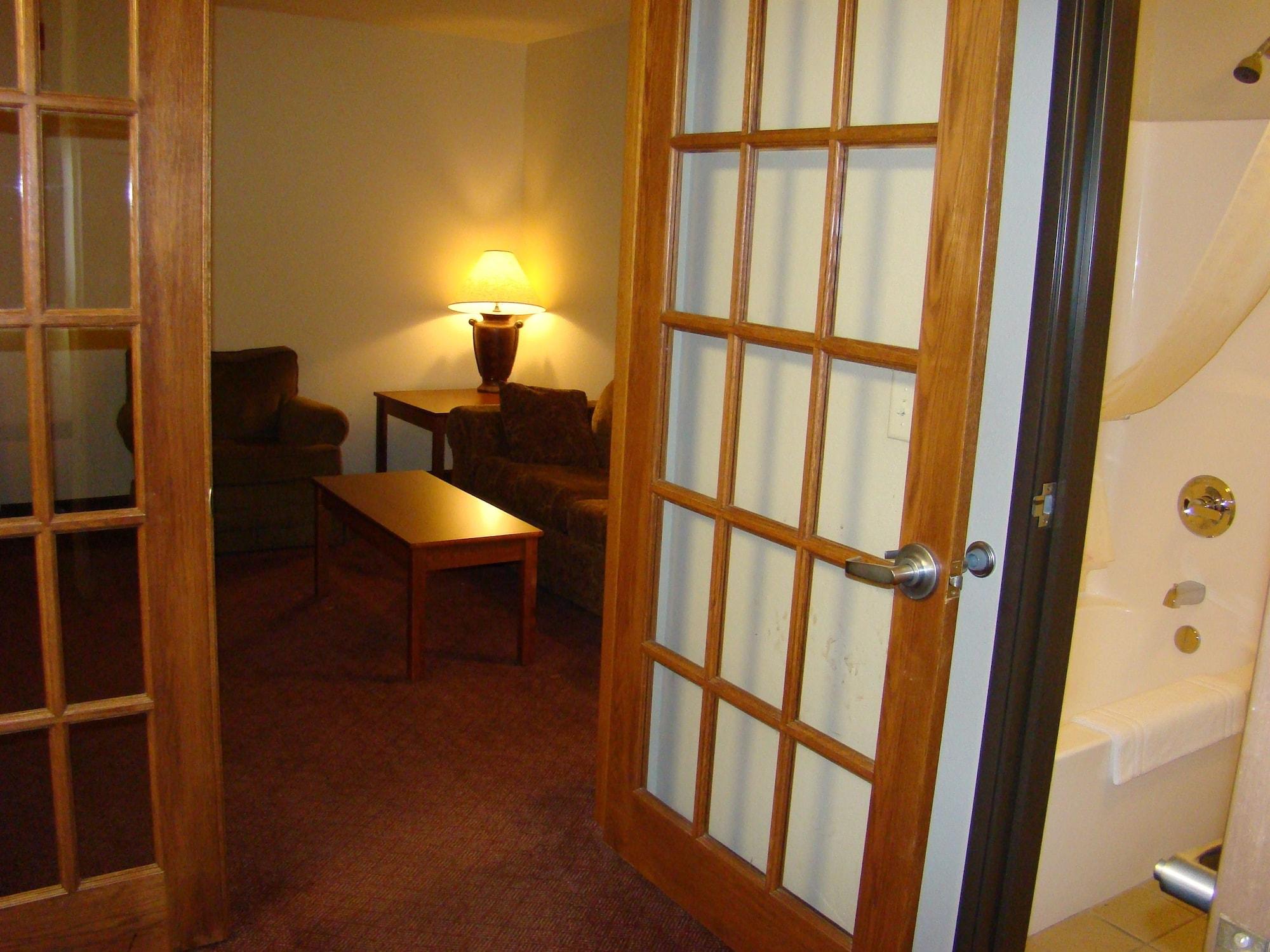 Americinn By Wyndham Kewanee Exterior photo