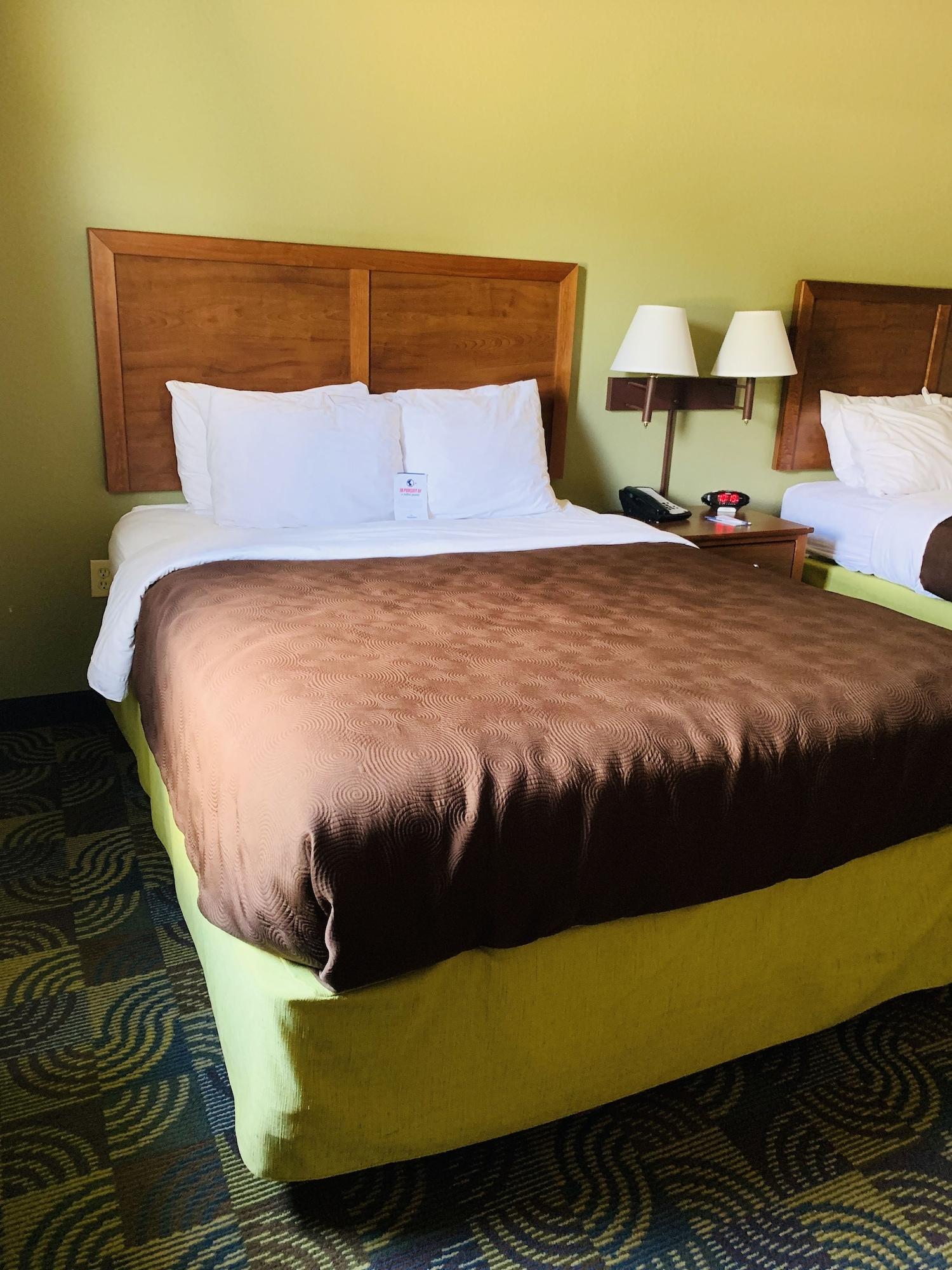 Americinn By Wyndham Kewanee Exterior photo