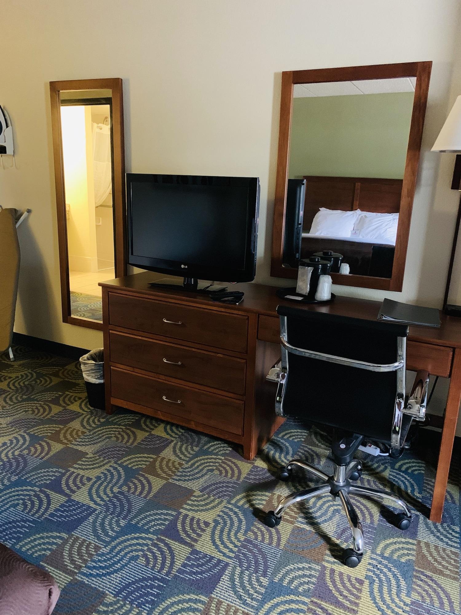 Americinn By Wyndham Kewanee Exterior photo
